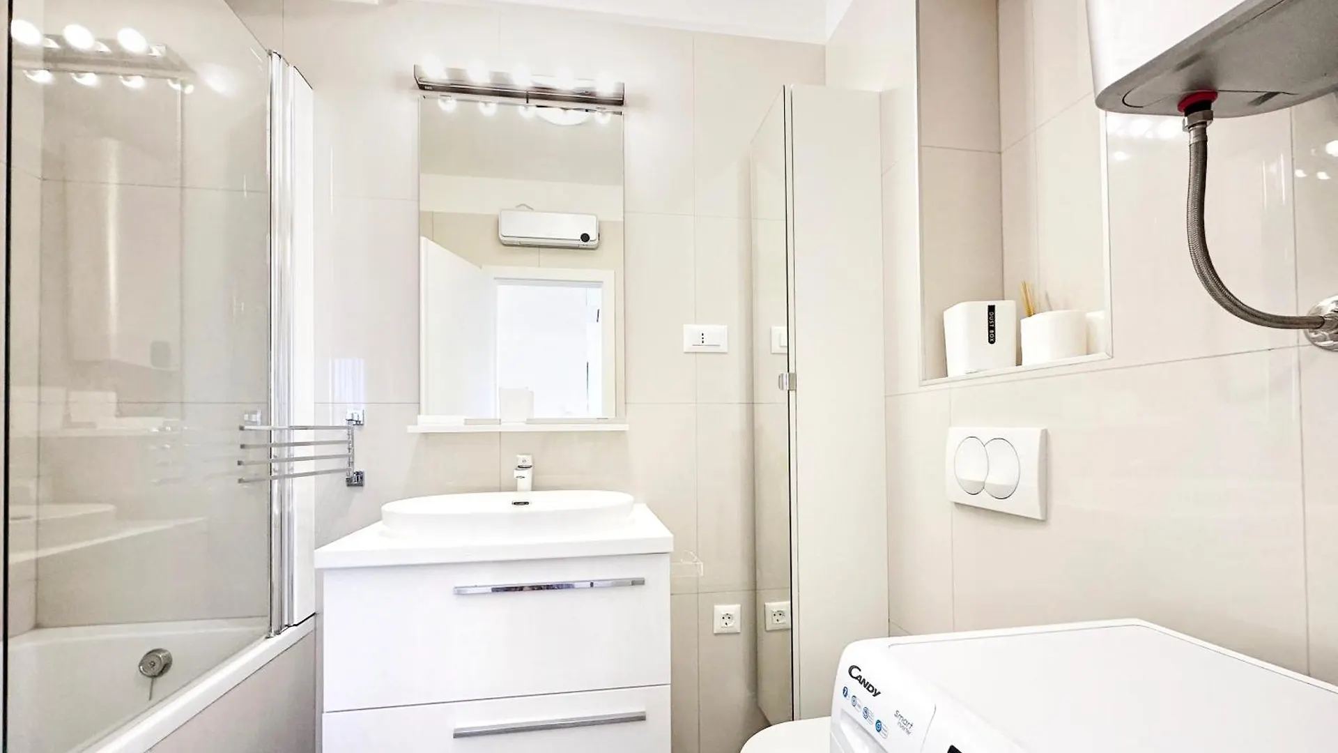 S'Akvarel 4 - Private Garage Apartment Split Croatia