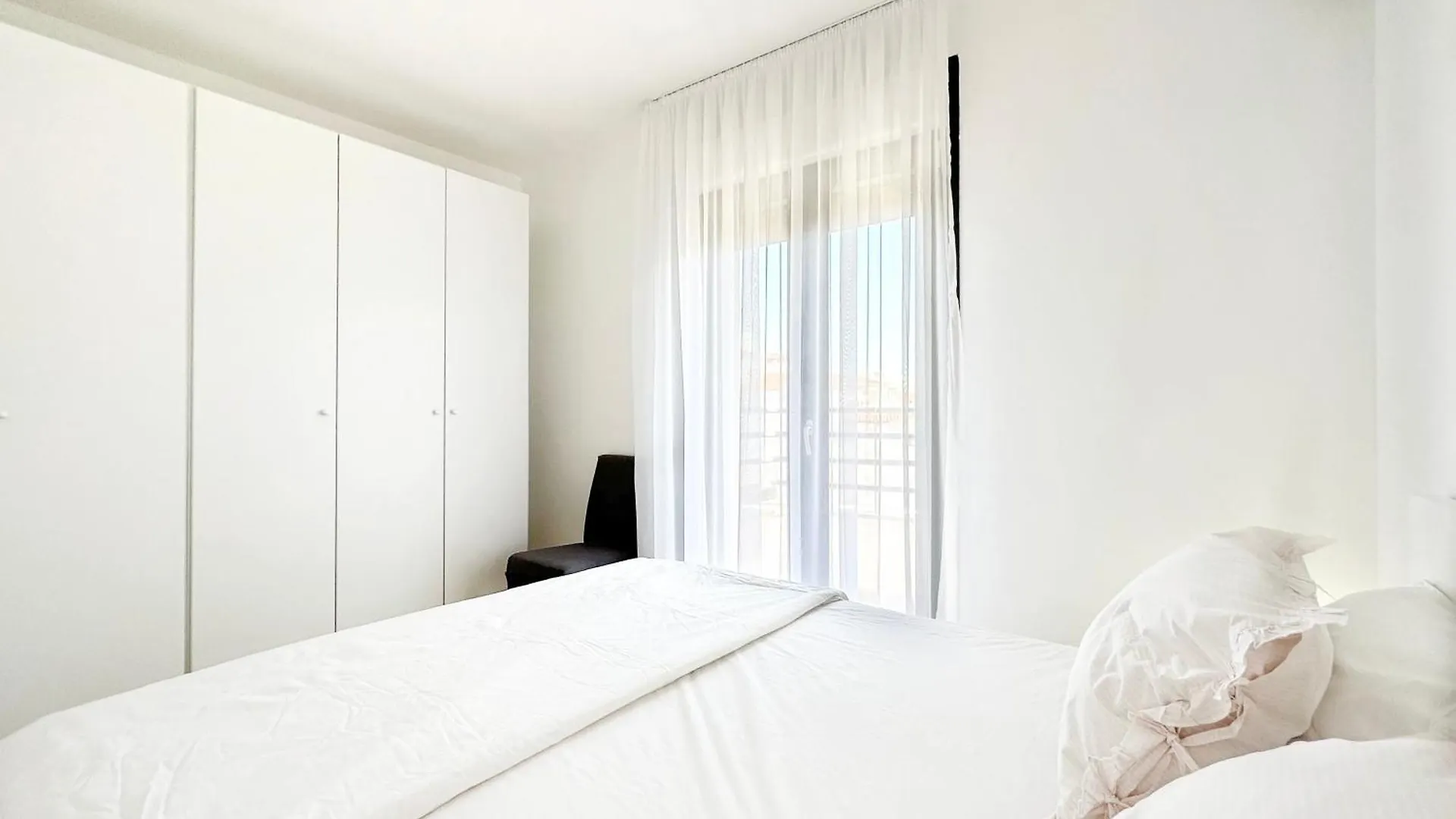 S'Akvarel 4 - Private Garage Apartment Split